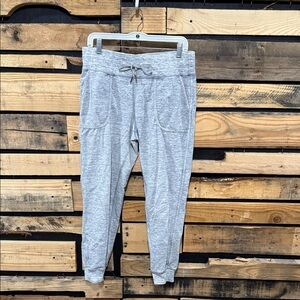 Lululemon Comfy As Sweat Pant In‎ 
Heathered Space Dyed Gris Size 10
